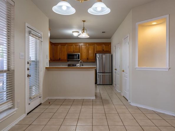2305 S Branch Drive , Arlington Texas 76001