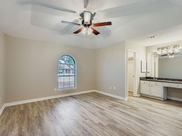 1304  Seabrook Drive , Plano Texas 75023