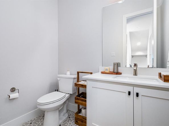 1120  Lavender Ridge , Dallas Texas 75204