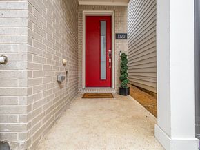 1120  Lavender Ridge , Dallas Texas 75204