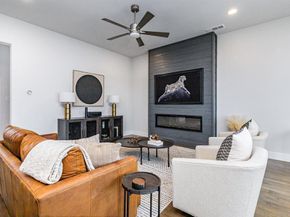 1120  Lavender Ridge , Dallas Texas 75204