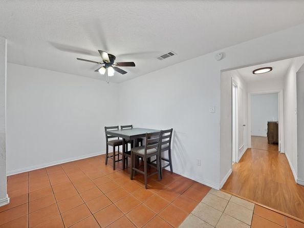 1402 S Carrier Parkway  110, Grand Prairie Texas 75051
