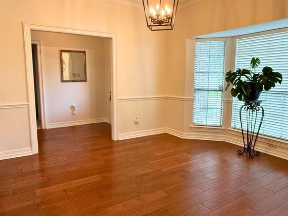 6004  Lakehurst Drive , Arlington Texas 76016