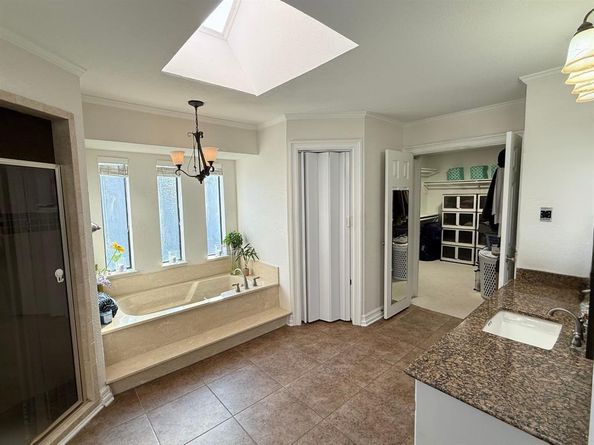 6004  Lakehurst Drive , Arlington Texas 76016