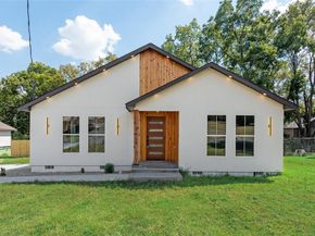 2418  Lyola Street , Dallas Texas 75241