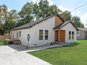 2418  Lyola Street , Dallas Texas 75241