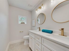 2418  Lyola Street , Dallas Texas 75241