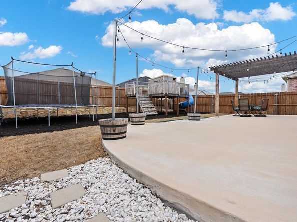 9937  Amosite Drive , Fort Worth Texas 76131