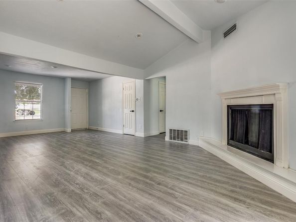 1602  Pilot Way , Garland Texas 75040