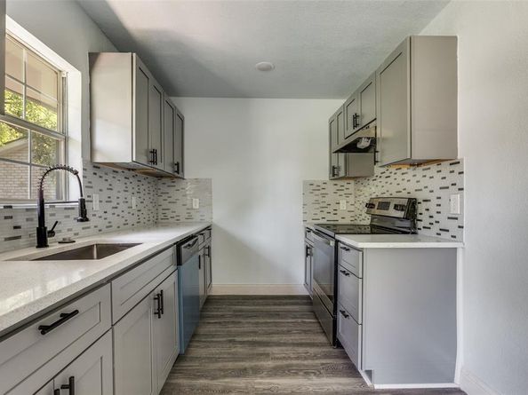 1602  Pilot Way , Garland Texas 75040