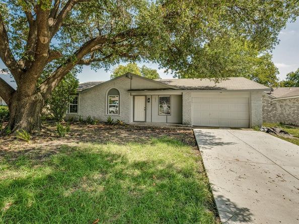 1602  Pilot Way , Garland Texas 75040