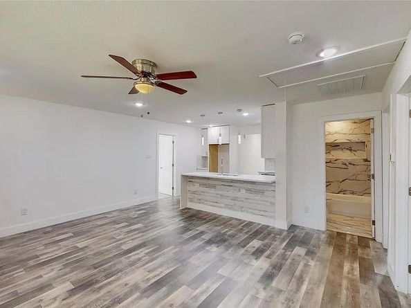 3907  Le May Avenue , Dallas Texas 75216