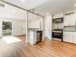 10421  Losa Drive , Dallas Texas 75218