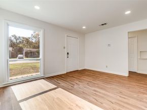 10421  Losa Drive , Dallas Texas 75218