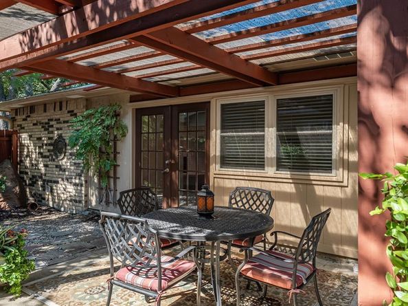 5610  Christie Lane , Garland Texas 75044