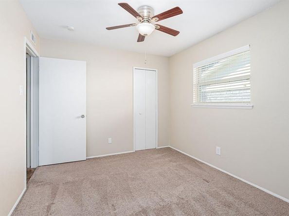 5610  Christie Lane , Garland Texas 75044