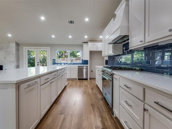 3161  Lockmoor Lane , Dallas Texas 75220