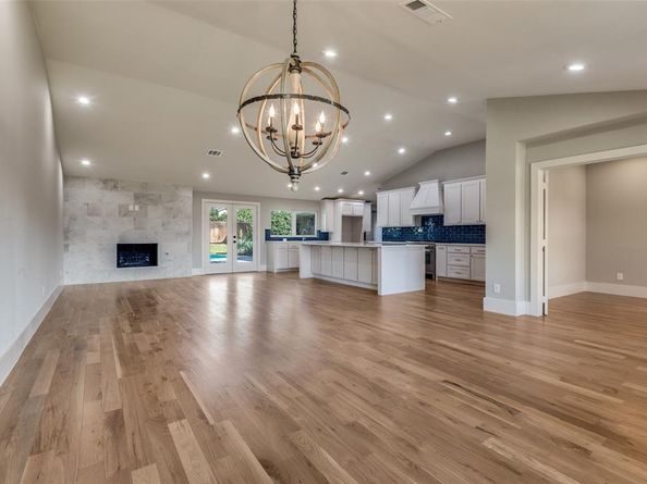 3161  Lockmoor Lane , Dallas Texas 75220