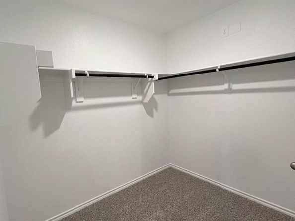 8516  HOLLYMEAD Lane , Fort Worth Texas 76131