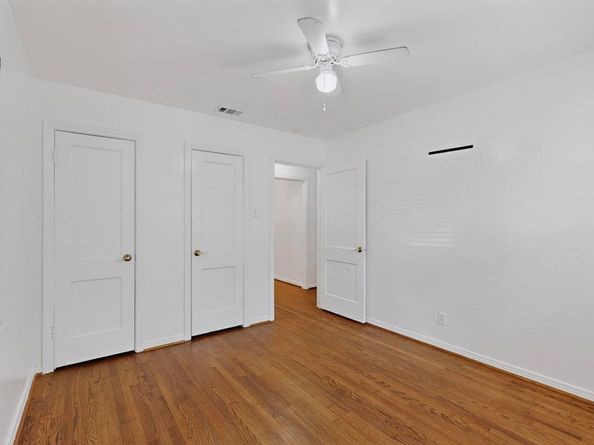 2912  Shadow Wood Drive , Dallas Texas 75224