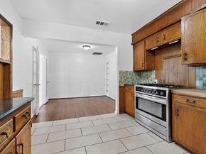 2912  Shadow Wood Drive , Dallas Texas 75224