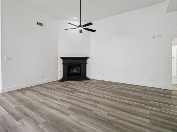 7242  Summit Parc  , Dallas Texas 75249