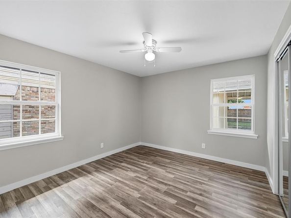 1927  Riverway Drive , Dallas Texas 75217