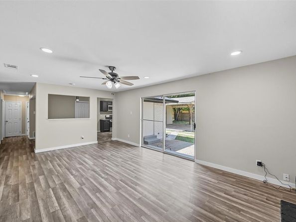 1927  Riverway Drive , Dallas Texas 75217