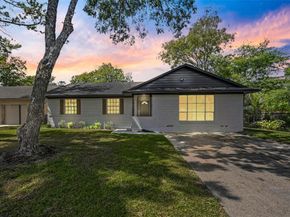 1927  Riverway Drive , Dallas Texas 75217