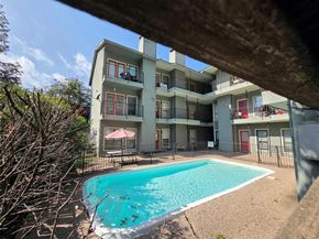 5620  Live Oak Street  106, Dallas Texas 75206