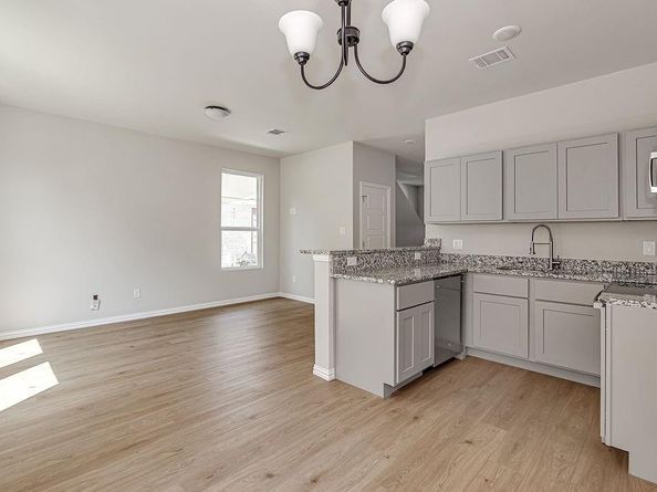 3121  Lumber Street , Fort Worth Texas 76112