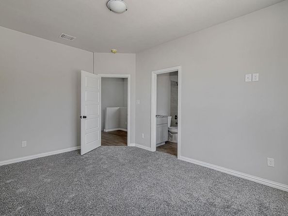 3121  Lumber Street , Fort Worth Texas 76112