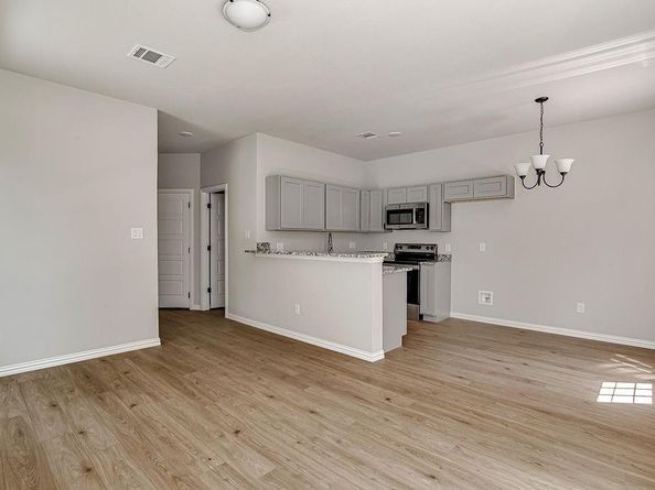 3121  Lumber Street , Fort Worth Texas 76112