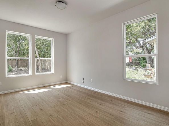 3121  Lumber Street , Fort Worth Texas 76112