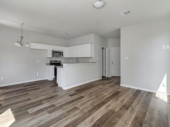 3121  Lumber Street , Fort Worth Texas 76112