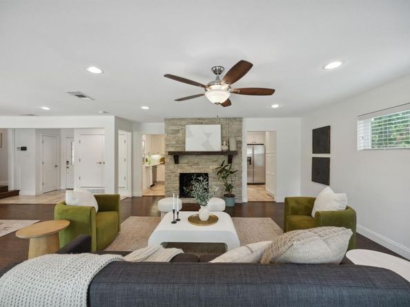 8731  Stanwood Drive , Dallas Texas 75228