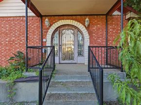 4611  Sylvester Street , Dallas Texas 75219