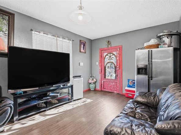 4611  Sylvester Street , Dallas Texas 75219