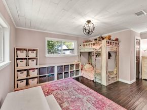 505  Heyser Drive , Dallas Texas 75224