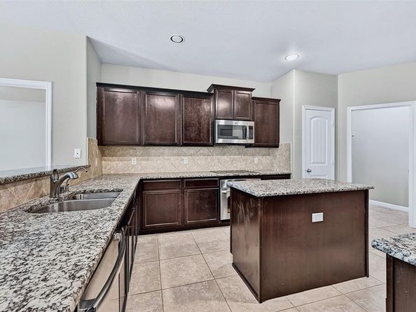 405  Roger Graves Circle , McKinney Texas 75072