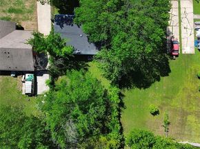 1935  Nomas Street , Dallas Texas 75212