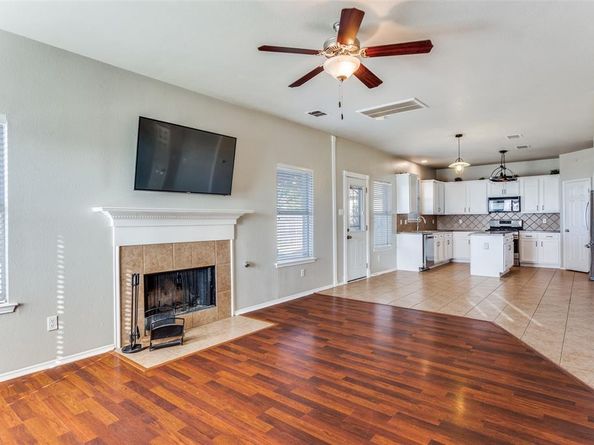 3621  Lake Hill Lane , Fort Worth Texas 76053