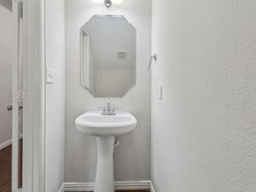 3828  Vienna Street , Irving Texas 75038