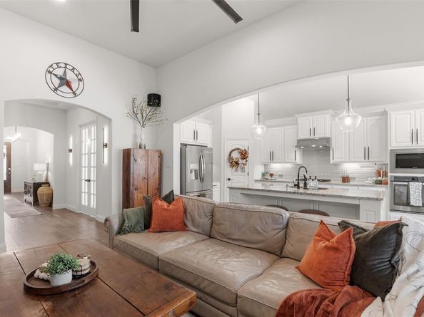 5121  Shallow Pond Drive , Little Elm Texas 76227