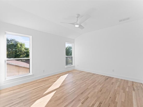 2313 S Vernon Avenue , Dallas Texas 75224