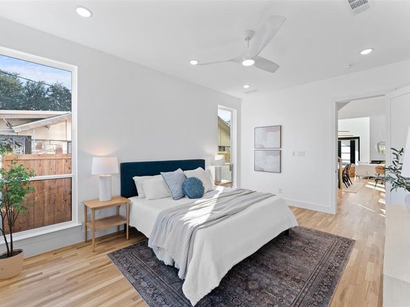 2313 S Vernon Avenue , Dallas Texas 75224