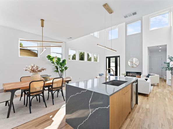 2313 S Vernon Avenue , Dallas Texas 75224