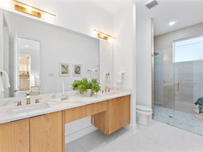 2313 S Vernon Avenue , Dallas Texas 75224