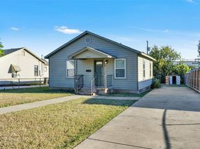 5417  Como Drive , Fort Worth Texas 76107