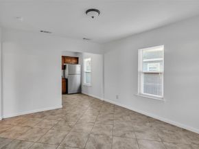 5417  Como Drive , Fort Worth Texas 76107